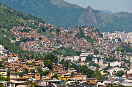 里约热内卢贫民窟的城市天际线