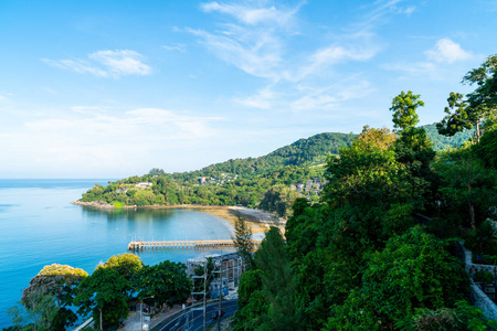 鸟瞰与美丽的热带海和海滩风景为旅行假日假期概念