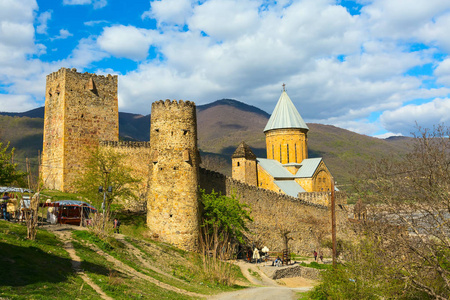 阿纳努里城堡复杂于格鲁吉亚的 Aragvi 河上