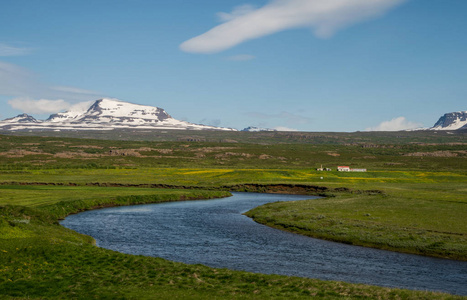 景区绿化景观的冰岛图片