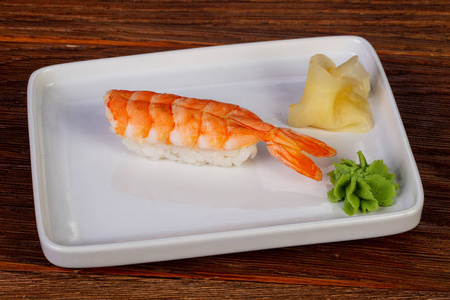 日本虾冷寿司