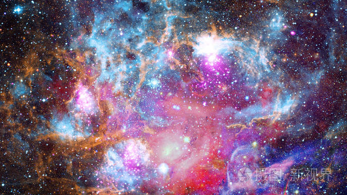 彩色的星云和星团的宇宙中的恒星这幅图像由美国国家航空航天局提供的