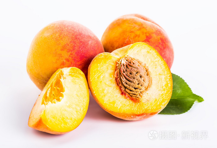 桃果实上白色孤立