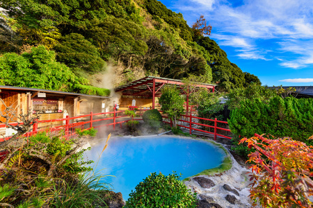 长白山天池温泉图片