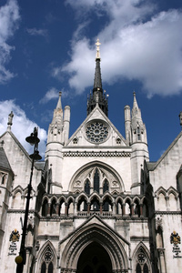 伦敦法院皇家法院。