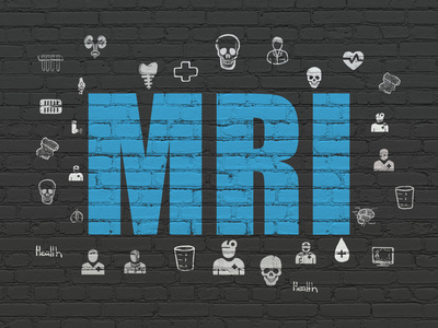 卫生保健概念 mri 检查在背景墙上