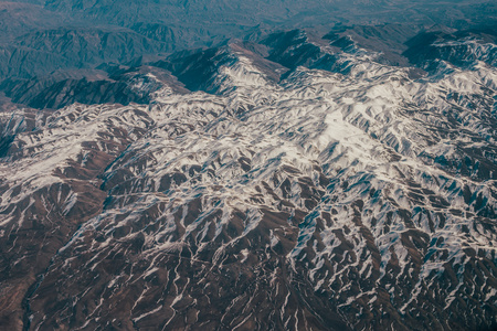 顶视图的雪山图片