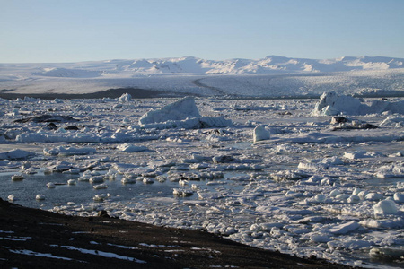 冰岛, Jokulsarlon 礁湖, 美丽的冷风景图片冰岛冰川泻湖湾。Jokulsarlon 冰川泻湖的冰山。Vatnajok