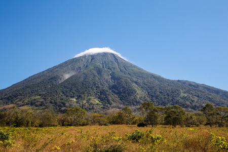 塞普西翁火山视图从特岛