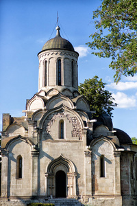 修道院里的古正统教堂