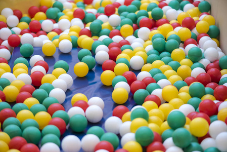 彩色塑料胶球作为背景, 儿童球在游戏室