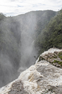 美丽的塞拉多瀑布的自然景观, Chapada dos Veadeiros, 戈亚斯州, 巴西中部