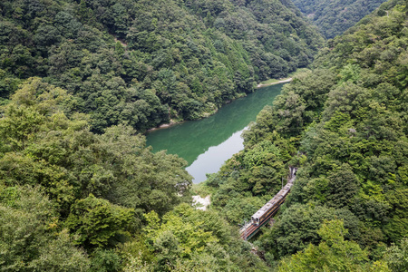 利达线与青山夏