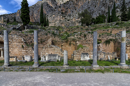德尔福在希腊 Phocis 的考古遗址