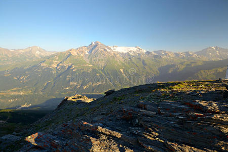 阿尔卑斯山日出图片