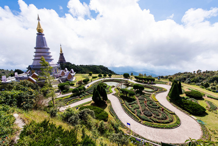 两个塔，他侬谅解备忘录的地方休闲旅游景观