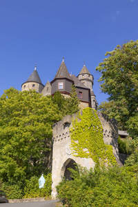 中世纪城堡布朗福在山的山顶在德国的黑森