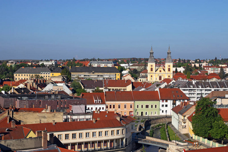 古老的建筑和教堂城市景观 Eger 匈牙利欧洲