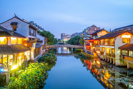 中国上海七宝古镇夜景