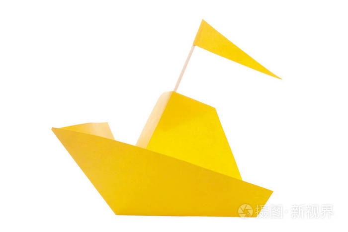 折纸纸船在白色背景上孤立