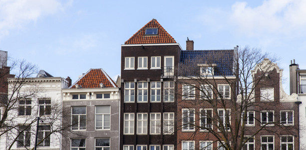 阿姆斯特丹，荷兰在 2016 年 3 月 29 日。典型的建筑细节的房屋建设十七十八