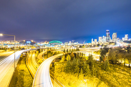 道路 城市景观和波特兰夜景