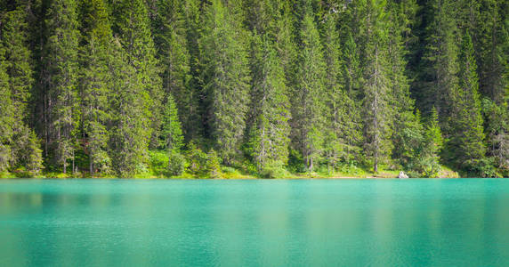 Braies 湖洛米蒂地区，意大利