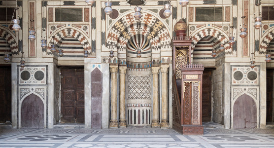 苏丹巴奎克清真寺，埃及开罗室内立面图片