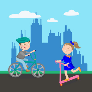 在滑板车上的快乐女孩。男孩骑自行车。孩子们玩在城市。矢量图