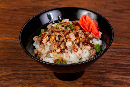 日式猪肉饭