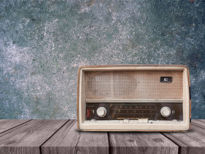 旧复古收音机