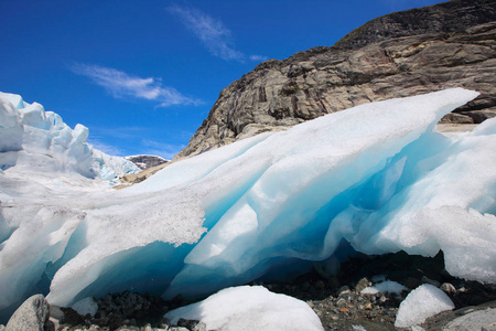 在挪威的 Nigardsbreen 冰川