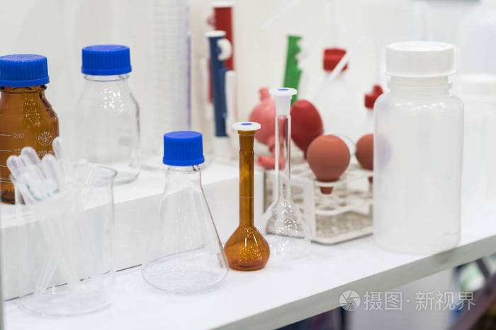 实验室设备为医和科学工程师的研究实验.