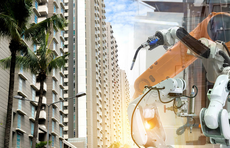 工业机器人在城市工作的机械臂图片