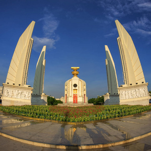 泰国民主纪念碑