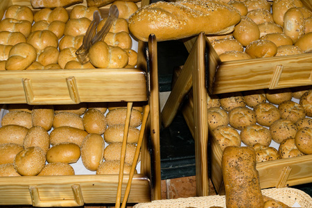 自制面包或面包的木材背景, 早餐食品背景