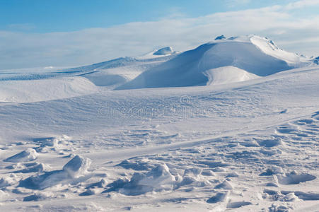 白雪山