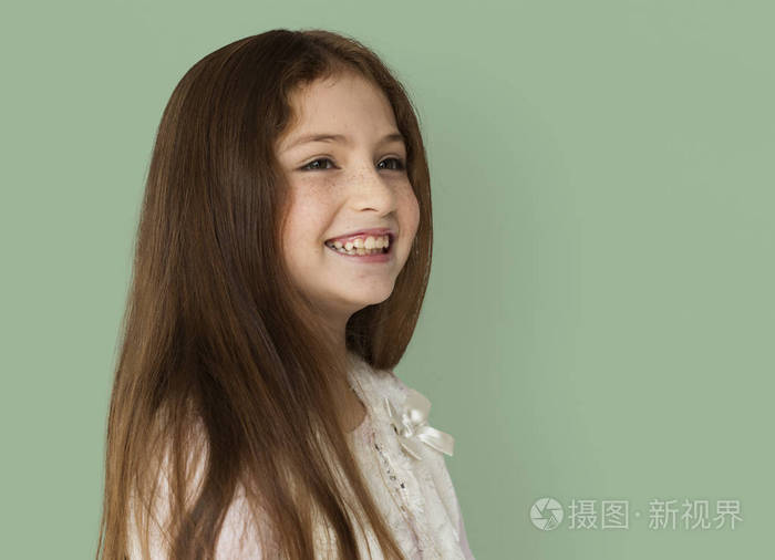 长长的头发的漂亮白人女孩