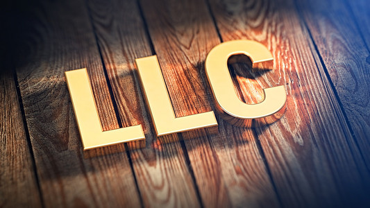 首字母缩略词 Llc 在木板上