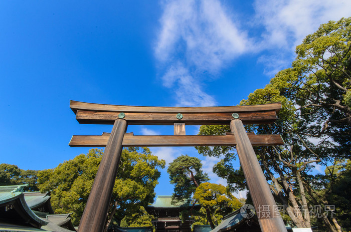 在日本东京的明治哎呀神社大门