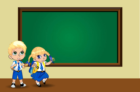 可爱的卡通学校女孩和男孩穿着制服与背包附近干净的黑板。矢量插图, 传单, 菜单, 模板, 回学校, 教师节字符的概念。可爱小学生