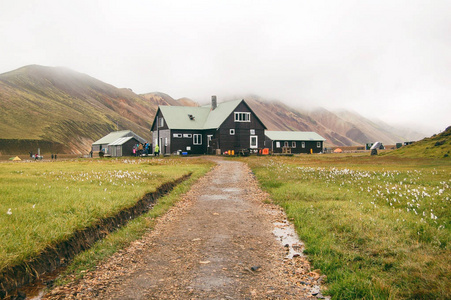 风景与 Landmannalaugar 露营地房子