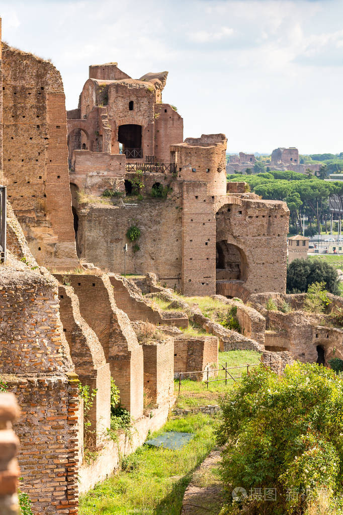 阿德勒多莫斯 Severiana 古遗址在腭山、罗马、意大利、欧洲