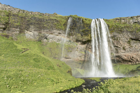 景观与瀑布 Seljalandsfoss