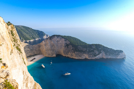 令人惊异的 Navagio 海滩，扎金索斯岛