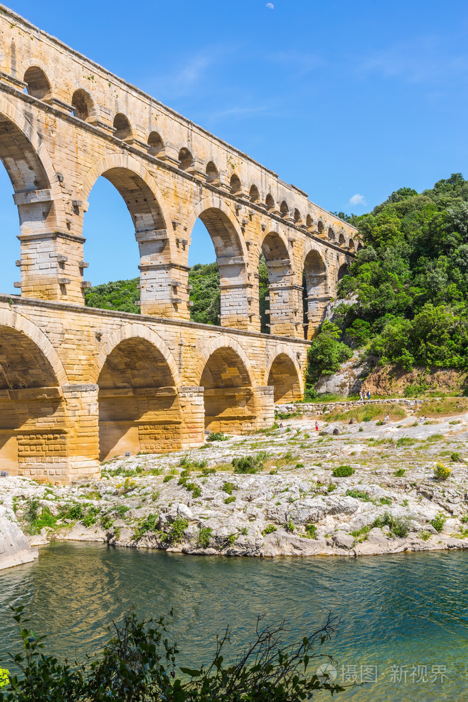 pont du gard is the highest roman aqueduct