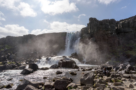 美丽的瀑布 Oxararfoss 在金黄圈子, Thingvellir 国家公园, 冰岛
