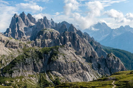 Cime 自然公园的山峰