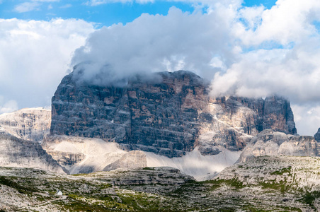 Cime 自然公园的山峰