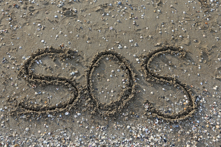 sos 写在沙滩上